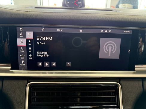 Used 2018 Porsche Panamera 4 AWD/4WD image 56