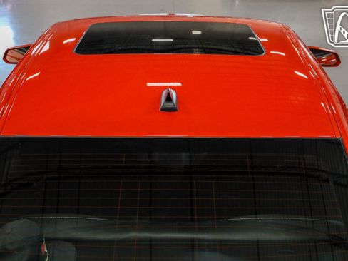 Used 2010 Chevrolet Camaro SS w/ LPO, Ground Effects Package image 33