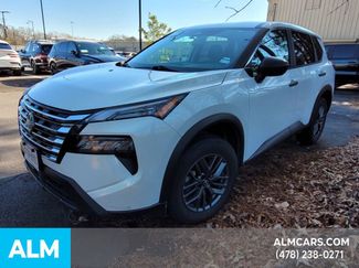 Used 2024 Nissan Rogue S video 1