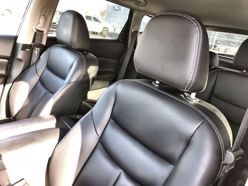 Used 2024 Nissan Murano SV w/ SV Midnight Edition Package image 11