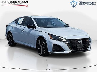 Used 2023 Nissan Altima 2.5 SR w/ SR Premium Package