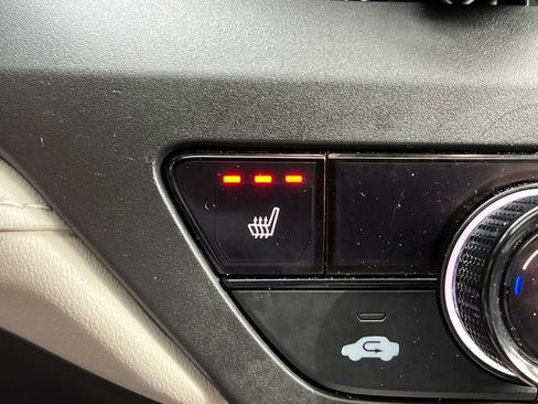 Used 2024 Honda Accord EX image 28