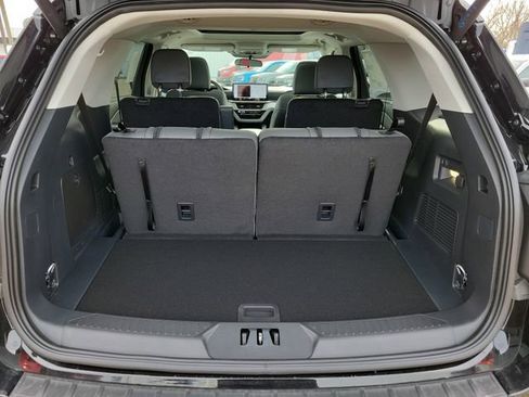 New 2026 Ford Explorer Active w/ Active Comfort Package image 6