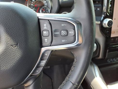 Used 2025 RAM 1500 Laramie AWD/4WD image 32