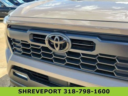 Used 2026 Toyota Tacoma TRD Off-Road AWD/4WD image 31