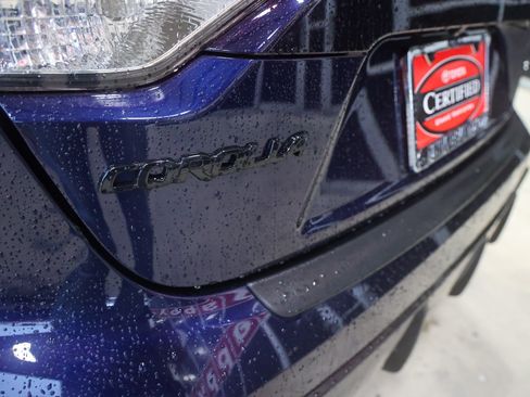 Certified 2025 Toyota Corolla SE FWD image 12