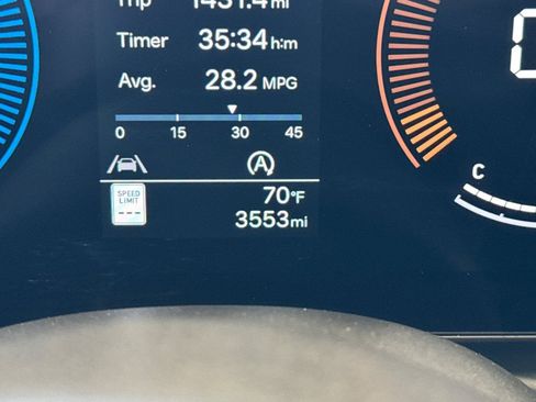 Used 2025 Hyundai Tucson SEL FWD image 10