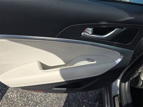 Used 2024 Genesis G70 2.5T w/ Sport Prestige Package image 10