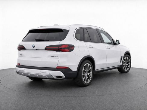 Used 2024 BMW X5 xDrive40i w/ Parking Assistance Package AWD/4WD image 30