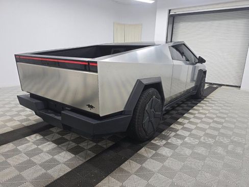 Used 2024 Tesla Cybertruck Cyberbeast AWD/4WD image 2