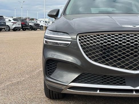 Used 2025 Genesis GV70 2.5T image 4