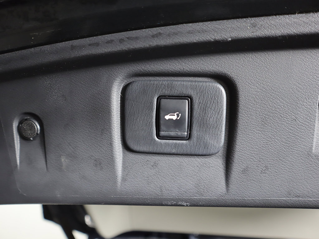 Used 2018 Nissan Murano SL w/ Cargo Package AWD/4WD image 22
