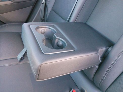 New 2026 Chevrolet Equinox LT image 25