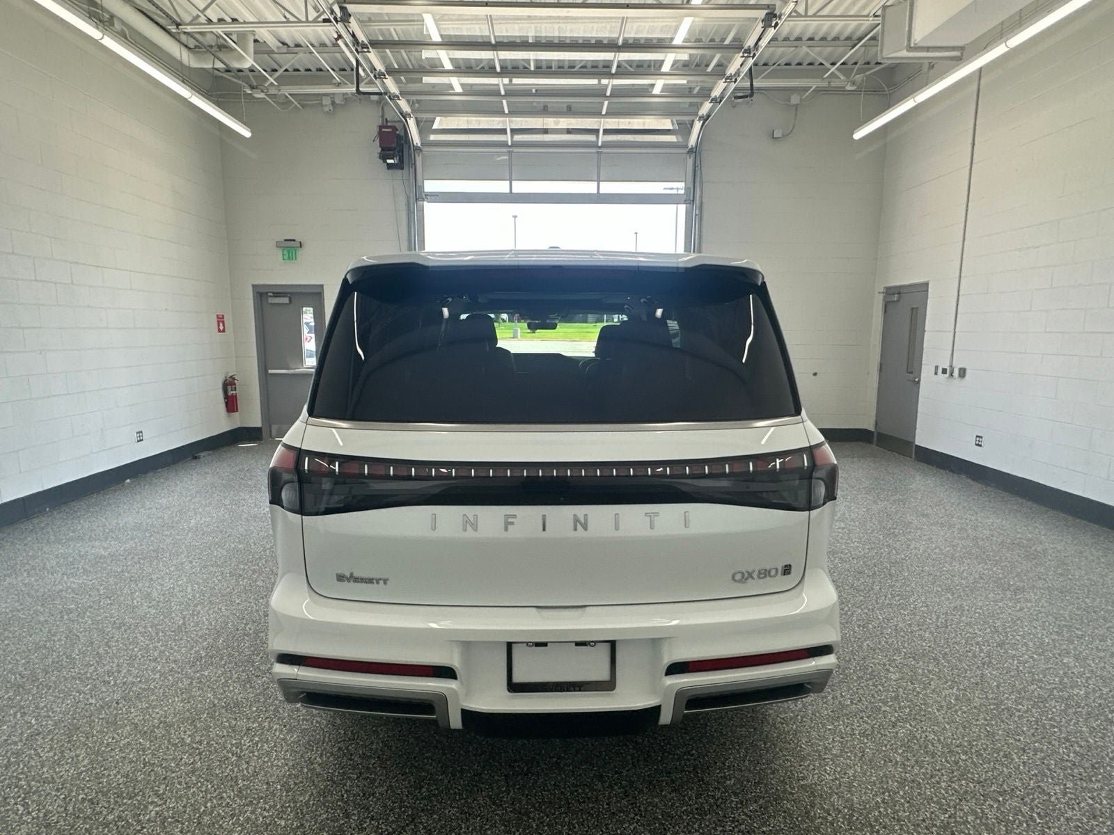 New 2027 INFINITI QX80 Luxe w/ Cargo Package AWD/4WD image 7