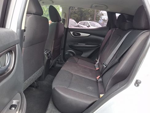 Used 2018 Nissan Rogue Sport S w/ S Appearance Package FWD image 10
