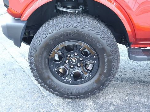 Used 2023 Ford Bronco Outer Banks image 7