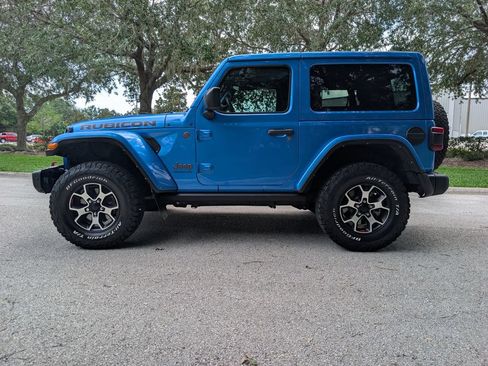 Used 2022 Jeep Wrangler Rubicon w/ Steel Bumper Group AWD/4WD image 5