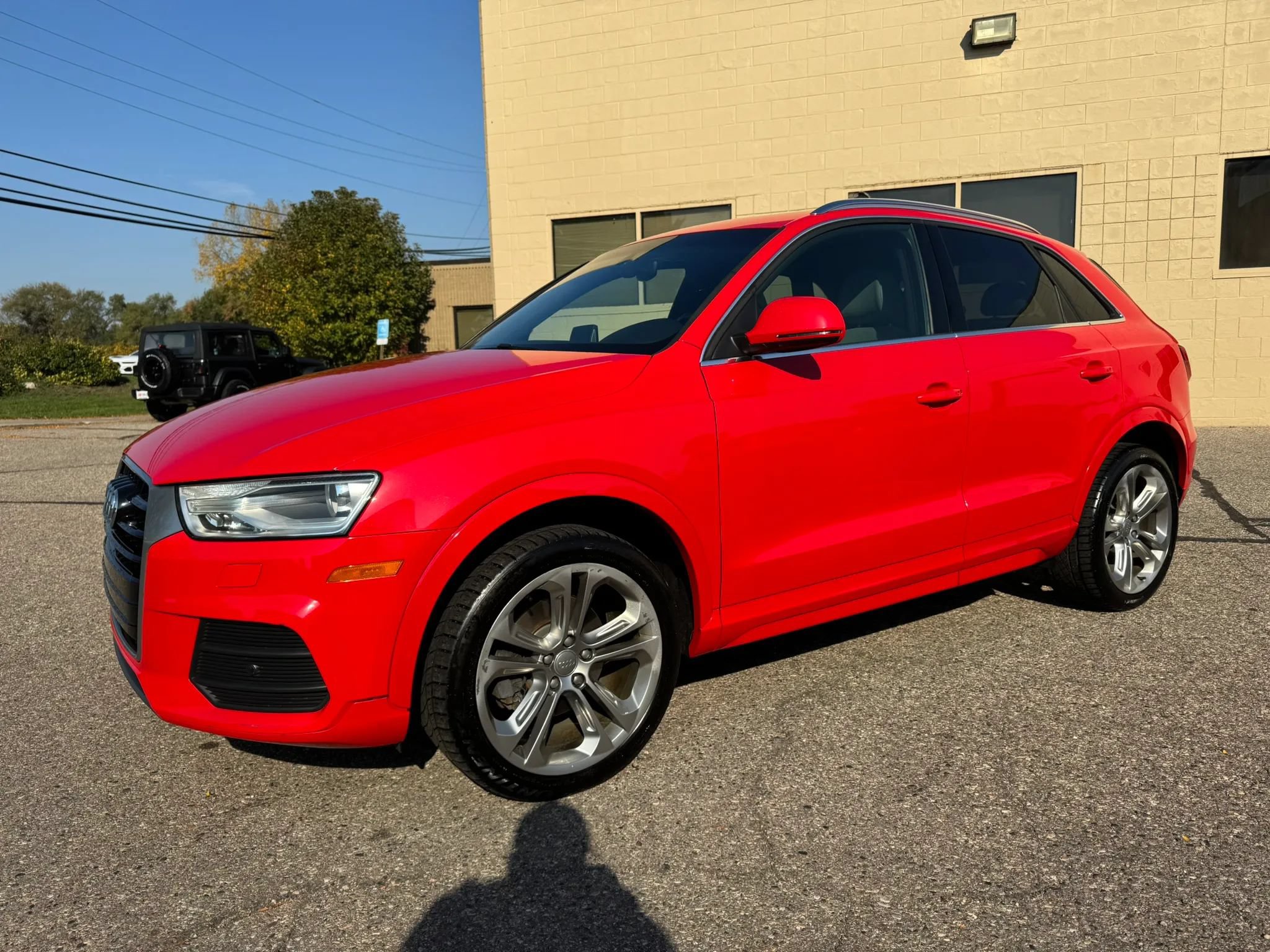 Used 2016 Audi Q3 2.0T Premium Plus w/ Technology Package AWD/4WD image 4