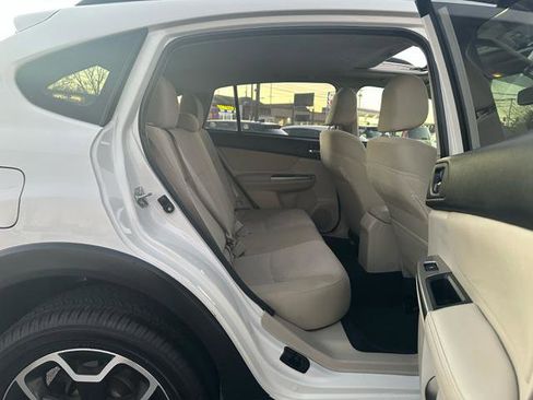 Used 2015 Subaru Crosstrek 2.0i Premium w/ Moonroof Package image 16