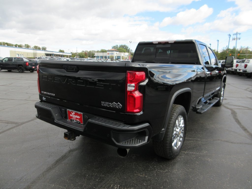 Certified 2024 Chevrolet Silverado 3500 High Country w/ Technology Package AWD/4WD image 6