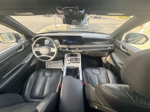 Used 2024 Hyundai Palisade Calligraphy image 13