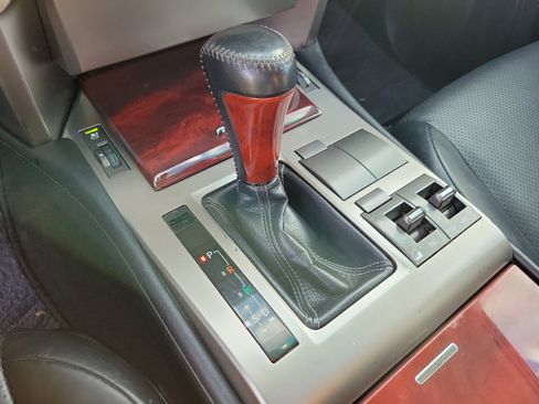 Used 2012 Lexus GX 460 image 16