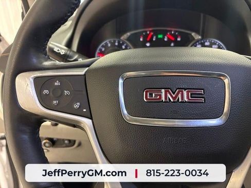 Used 2019 GMC Terrain SLT w/ Preferred Package AWD/4WD image 14
