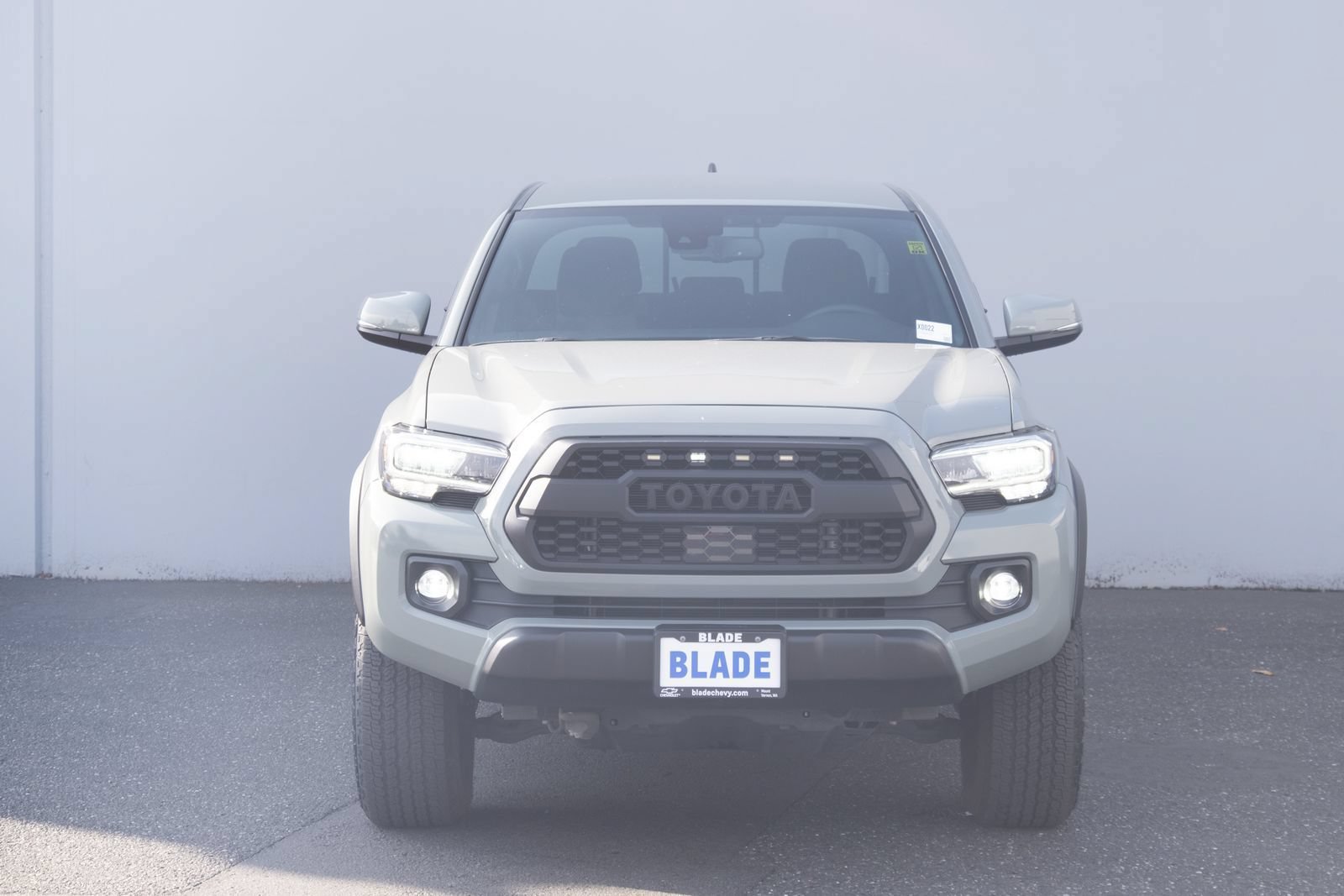 Used 2023 Toyota Tacoma TRD Off-Road AWD/4WD image 15