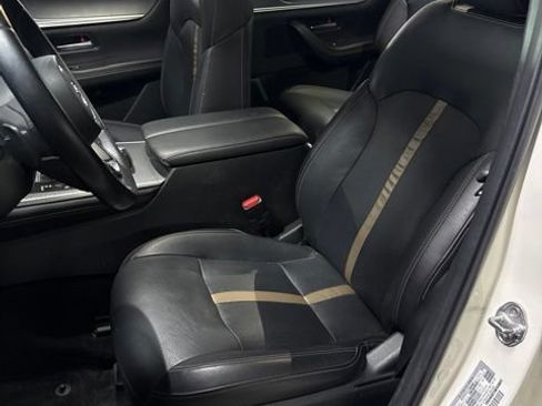 Certified 2024 MAZDA CX-90 Plug-In Hybrid w/ Premium Plus AWD/4WD image 6