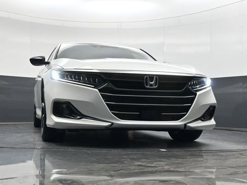 Used 2021 Honda Accord Sport image 28