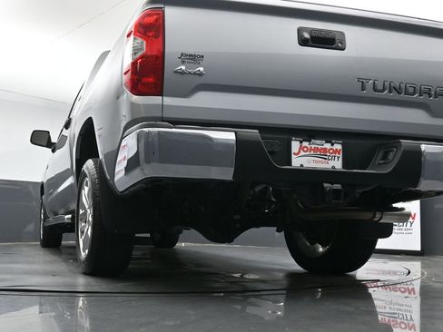 Used 2021 Toyota Tundra SR5 w/ SR5 Upgrade Package AWD/4WD image 40