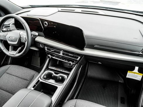 New 2026 Chevrolet Traverse LT w/ Midnight/Sport Edition image 23