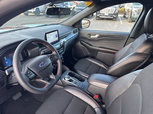 Used 2025 Ford Escape ST-Line image 14