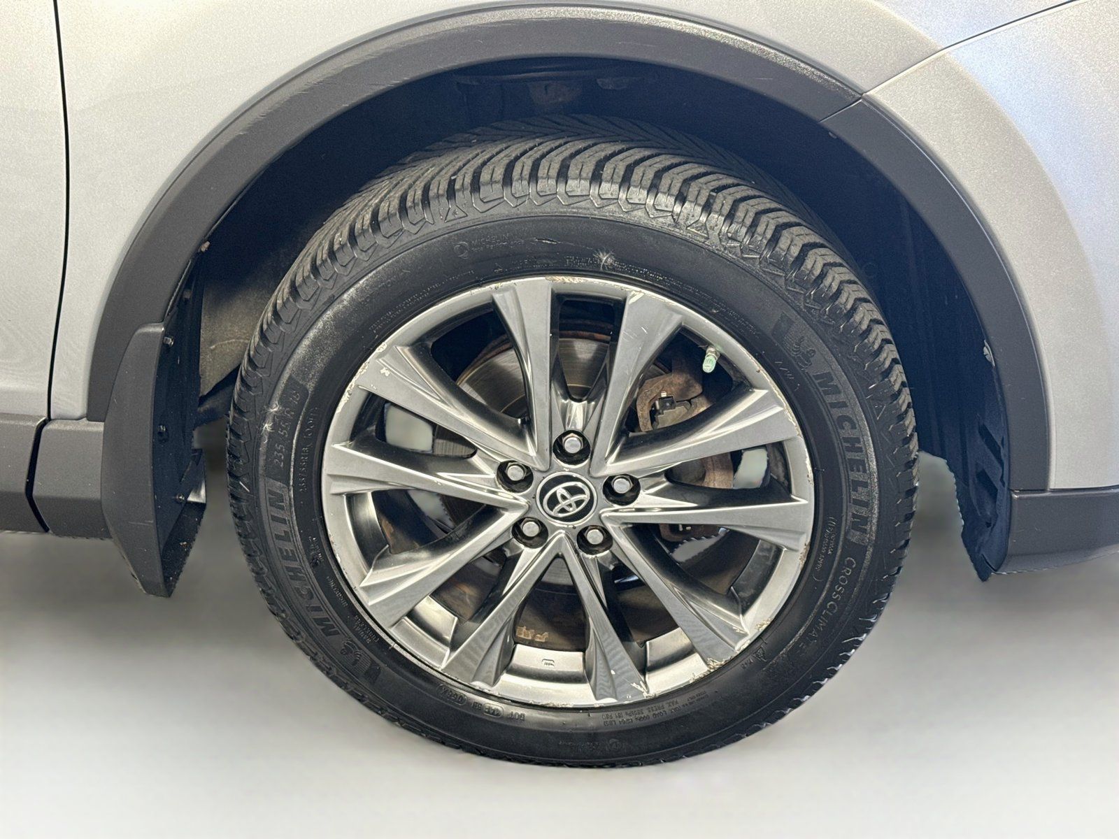 Used 2017 Toyota RAV4 Limited w/ Advanced Technology Package AWD/4WD image 26