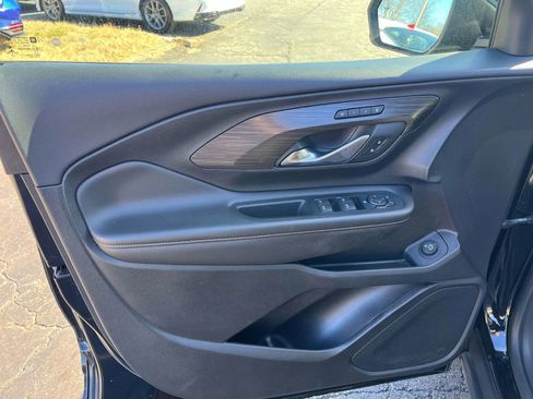 Used 2020 GMC Terrain SLT w/ Preferred Package image 9