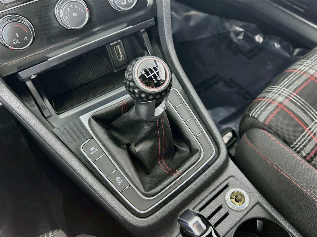 Used 2015 Volkswagen GTI S FWD image 15