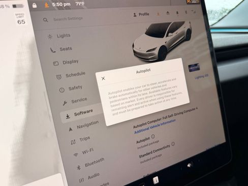Used 2025 Tesla Model 3 Long Range RWD image 39