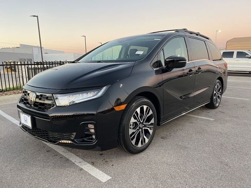 New 2026 Honda Odyssey Elite image 1
