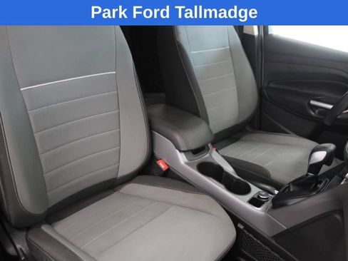 Used 2015 Ford Escape SE FWD image 22