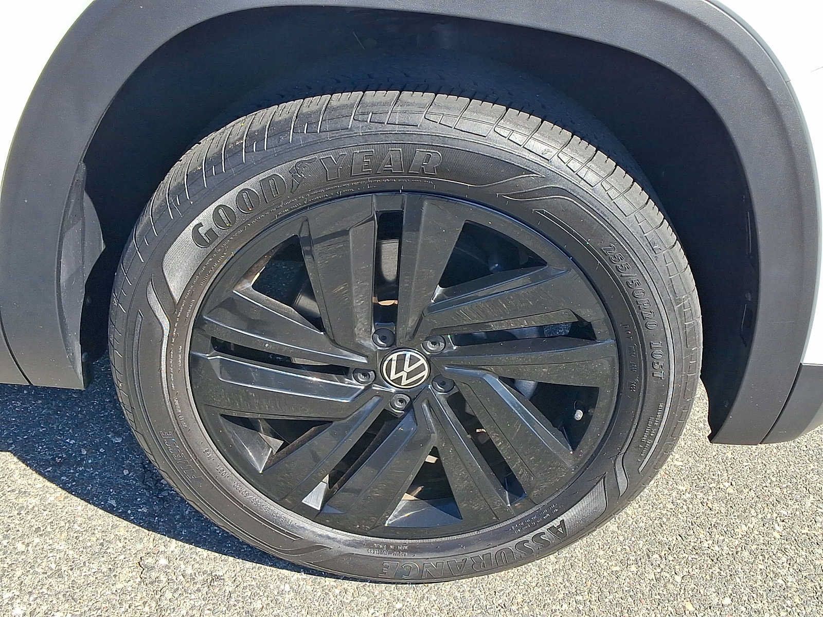 Used 2022 Volkswagen Atlas Cross Sport SE AWD/4WD image 8
