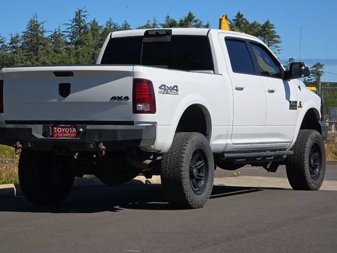 Used 2017 RAM 2500 Laramie w/ Sport Appearance Group AWD/4WD image 4