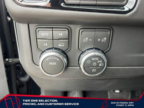 New 2026 GMC Yukon Denali AWD/4WD image 15