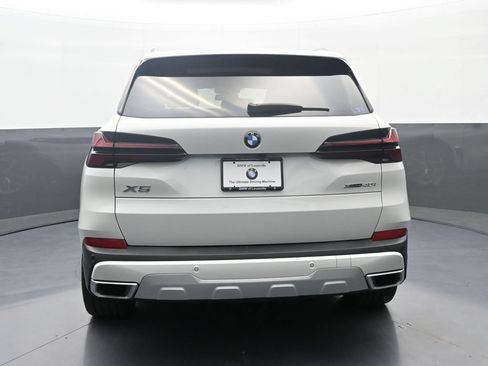 Used 2024 BMW X5 xDrive40i w/ Premium Package AWD/4WD image 6