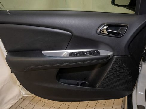 Used 2017 Dodge Journey Crossroad image 11