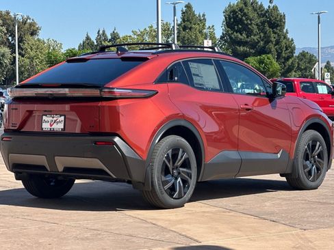 New 2026 Toyota C-HR AWD/4WD image 4