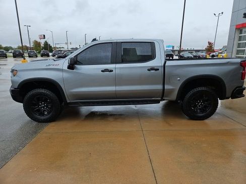 Used 2023 Chevrolet Silverado 1500 ZR2 w/ Technology Package image 4