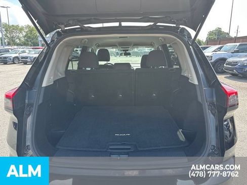 Used 2024 Nissan Rogue S FWD image 21