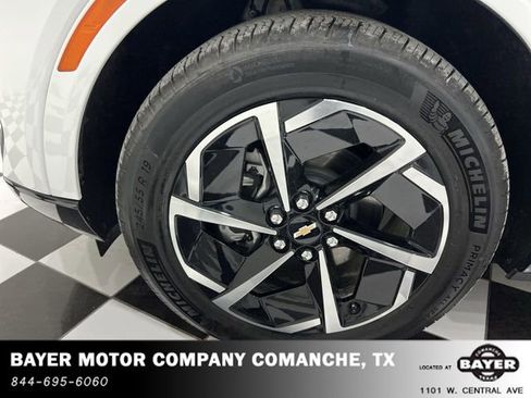 New 2024 Chevrolet Equinox EV LT FWD image 27