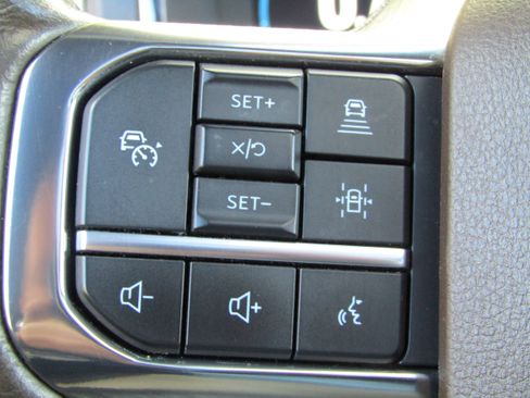 Certified 2022 Ford F150 King Ranch w/ Equipment Group 601A High image 26