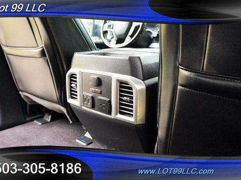 Used 2017 Ford F150 Platinum w/ Equipment Group 701A Luxury AWD/4WD image 18